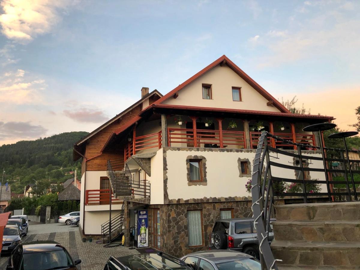 Vila Fan Confort Vişeu de Sus Eksteriør billede
